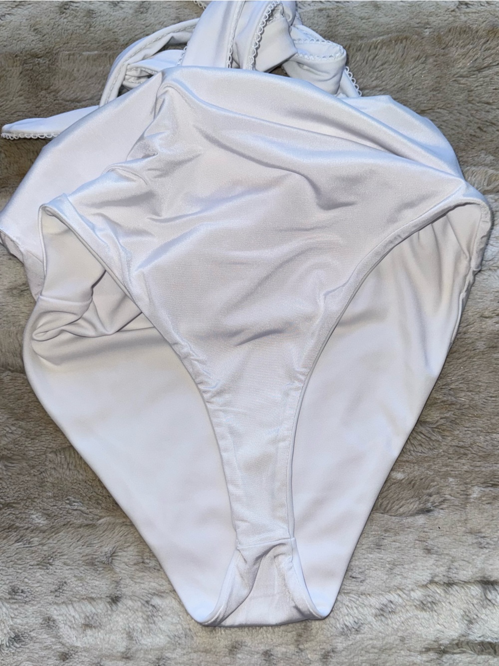 BEACH RIOT Sydney 'Bride' One-Piece Swimsuit Size M - Picture 9 of 15